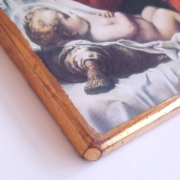 Mother Mary Wooden Wall Art Trimmed in Gold - Picture 2 of 9